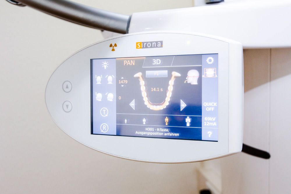 Zahnarztpraxis Dres Stefanie Grewe & Lothar Römer, Wiesbaden